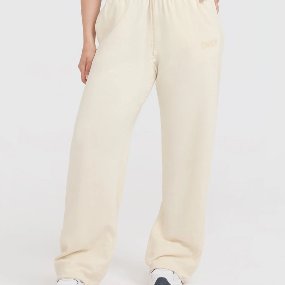 Oner active Raw Lounge Wide Leg Joggers | Off White - S - Short